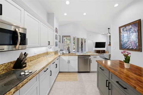 Villa ou maison à vendre à Saint Petersburg, Floride: 4 chambres, 213.77 m2 № 1636641 - photo 20