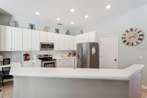 Villa ou maison à vendre à Davenport, Floride: 5 chambres, 239.59 m2 № 2110229 - photo 14