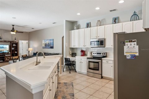 Villa ou maison à vendre à Davenport, Floride: 5 chambres, 239.59 m2 № 2110229 - photo 12