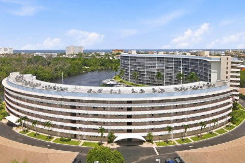 Condo in Deerfield Beach, Florida, 1 bedroom  № 2173665 - photo 26