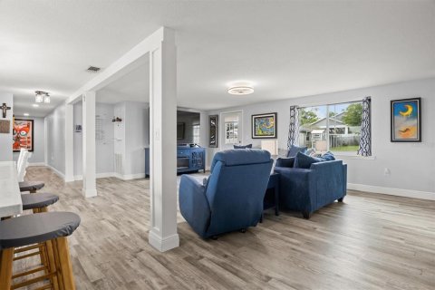 House in Lakeland, Florida 4 bedrooms, 200.3 sq.m. № 1744985 - photo 10