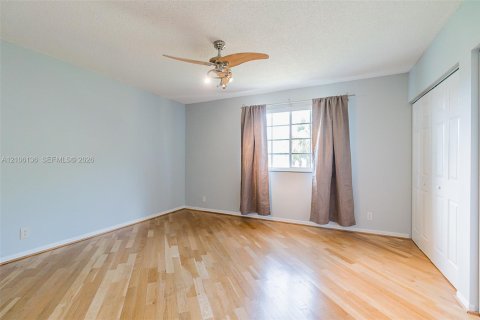 Touwnhouse à louer à Weston, Floride: 3 chambres, 134.06 m2 № 2414827 - photo 11