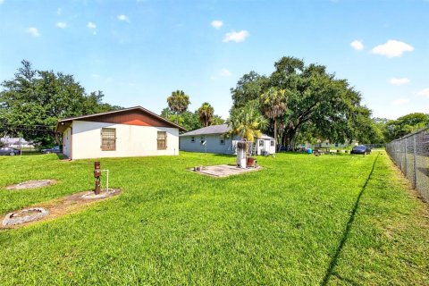Villa ou maison à vendre à Sanford, Floride: 2 chambres, 104.05 m2 № 2227879 - photo 25