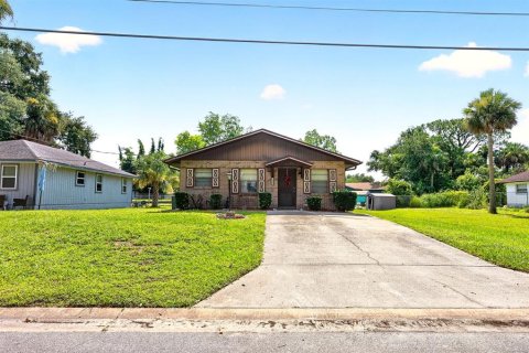 Villa ou maison à vendre à Sanford, Floride: 2 chambres, 104.05 m2 № 2227879 - photo 4