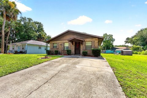 Villa ou maison à vendre à Sanford, Floride: 2 chambres, 104.05 m2 № 2227879 - photo 5