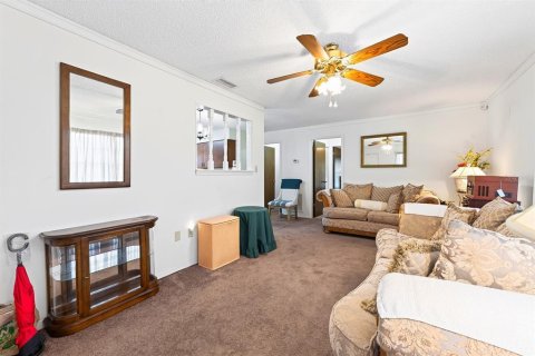 Villa ou maison à vendre à Sanford, Floride: 2 chambres, 104.05 m2 № 2227879 - photo 6