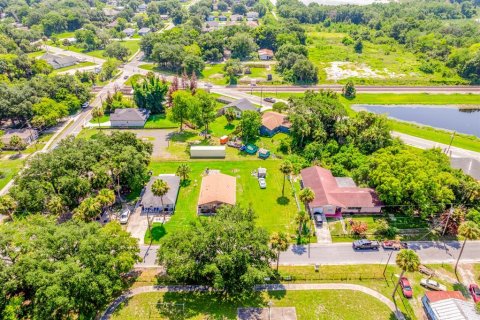 Villa ou maison à vendre à Sanford, Floride: 2 chambres, 104.05 m2 № 2227879 - photo 29