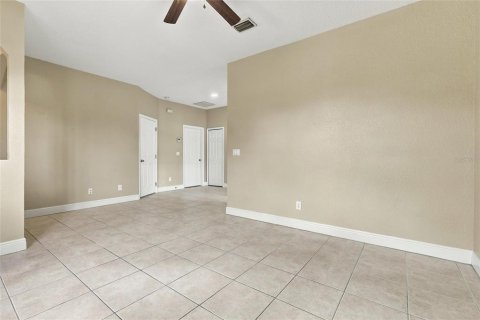 Immobilier commercial à vendre à Englewood, Floride: 4 chambres, 210.52 m2 № 2390897 - photo 17