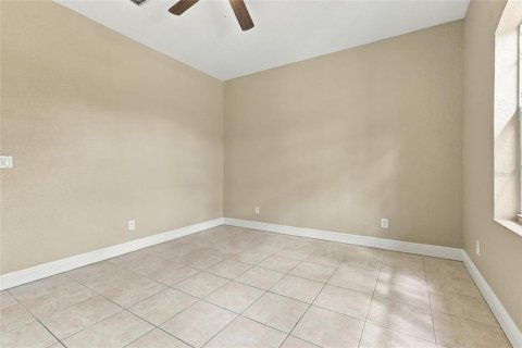 Immobilier commercial à vendre à Englewood, Floride: 4 chambres, 210.52 m2 № 2390897 - photo 16