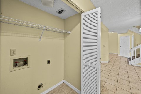 Купить кондоминиум в Лейкленд, Флорида 5 комнат, 125.6м2, № 1513995 - фото 19