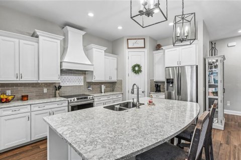 Casa en venta en Lakeland, Florida, 5 dormitorios, 341.69 m2 № 2386786 - foto 8