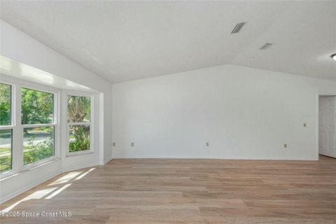 Casa en venta en Titusville, Florida, 3 dormitorios, 172.15 m2 № 1589756 - foto 6