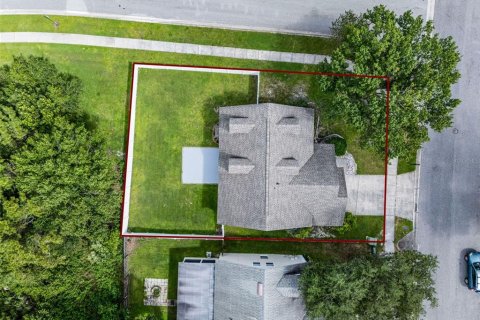 House in Orlando, Florida 4 bedrooms, 180.04 sq.m. № 1913191 - photo 27