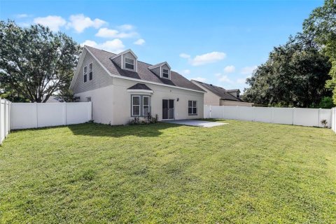 House in Orlando, Florida 4 bedrooms, 180.04 sq.m. № 1913191 - photo 22