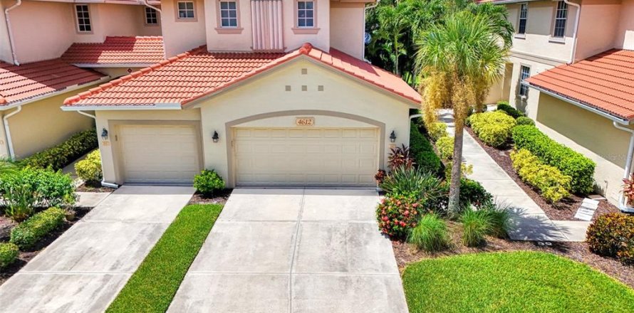 Condo in Port Charlotte, Florida, 2 bedrooms  № 1689639
