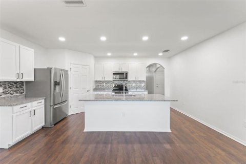 Casa en alquiler en Punta Gorda, Florida, 4 dormitorios, 169.83 m2 № 2091408 - foto 2