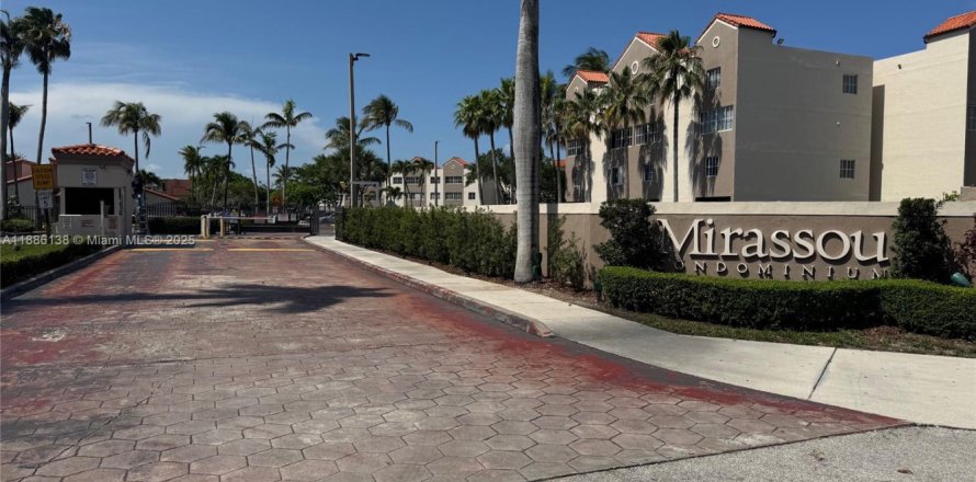 Квартира в Хайалиа, Флорида 2 спальни, 101.73м2 № 1933644