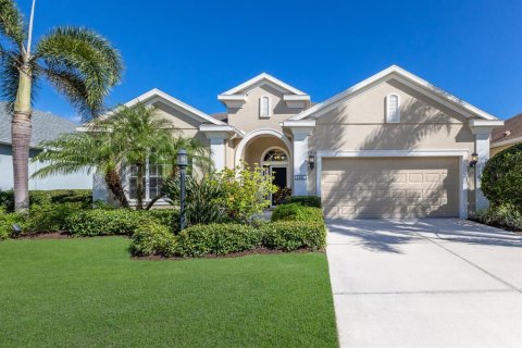 House in Lakewood Ranch, Florida 2 bedrooms, 173.08 sq.m. № 1795568 - photo 1