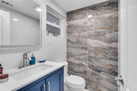 Condominio en venta en Hollywood, Florida, 1 dormitorio, 69.12 m2 № 1947935 - foto 17