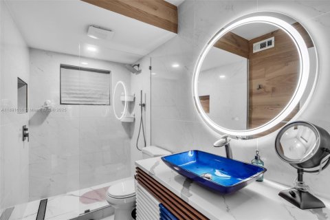 Condominio en venta en Hollywood, Florida, 1 dormitorio, 69.12 m2 № 1947935 - foto 16