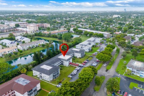 Condominio en venta en Hollywood, Florida, 1 dormitorio, 69.12 m2 № 1947935 - foto 22