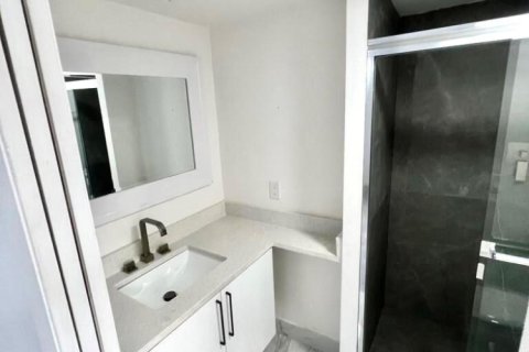 Townhouse in Boca Raton, Florida 3 bedrooms, 126.72 sq.m. № 2250483 - photo 7