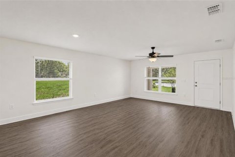 House in Lake Wales, Florida 3 bedrooms, 142.79 sq.m. № 2396188 - photo 6