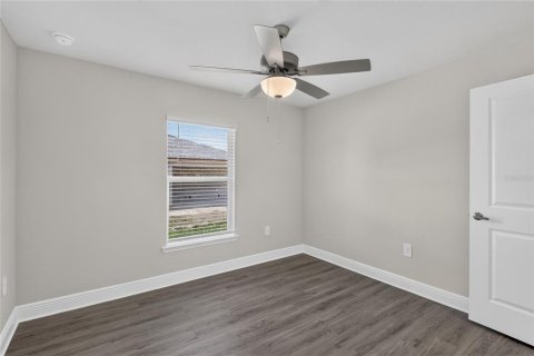 House in Lake Wales, Florida 3 bedrooms, 142.79 sq.m. № 2396188 - photo 21