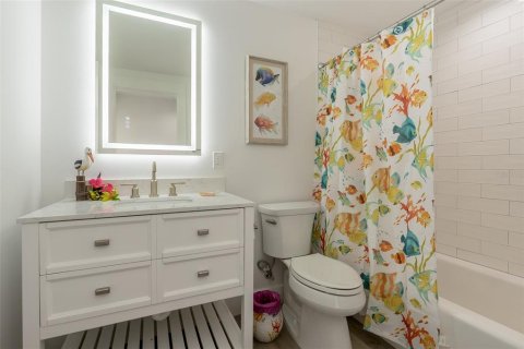 Casa en venta en Holmes Beach, Florida, 4 dormitorios, 189.24 m2 № 2239959 - foto 24