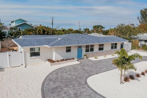 Casa en Holmes Beach, Florida 4 dormitorios, 189.24 m2 № 2239959
