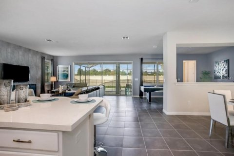 Casa en venta en Kissimmee, Florida, 9 dormitorios, 405.33 m2 № 1769644 - foto 6