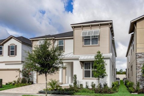 Casa en venta en Kissimmee, Florida, 9 dormitorios, 405.33 m2 № 1769644 - foto 1