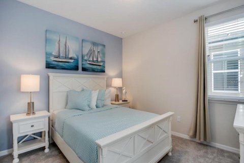 Casa en venta en Kissimmee, Florida, 9 dormitorios, 405.33 m2 № 1769644 - foto 19