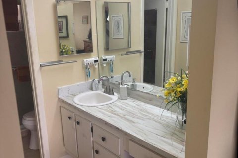 Condo in Margate, Florida, 1 bedroom  № 2189703 - photo 5