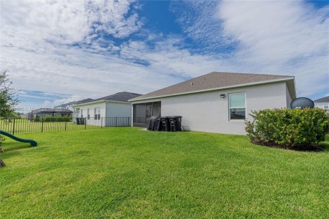 Villa ou maison à vendre à Port St. Lucie, Floride: 3 chambres, 150.13 m2 № 2022439 - photo 13