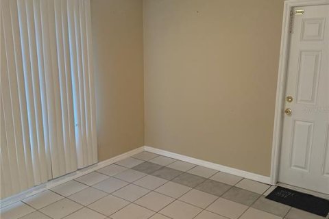 Casa en alquiler en Port Charlotte, Florida, 2 dormitorios, 71.35 m2 № 1915837 - foto 17