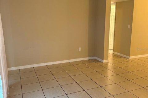 Casa en alquiler en Port Charlotte, Florida, 2 dormitorios, 71.35 m2 № 1915837 - foto 4