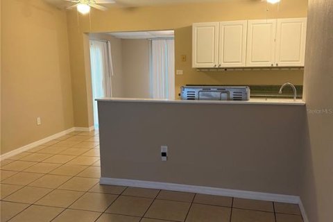 Casa en alquiler en Port Charlotte, Florida, 2 dormitorios, 71.35 m2 № 1915837 - foto 5