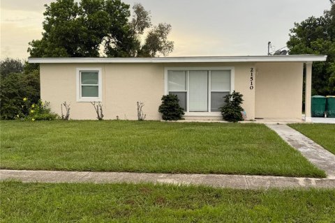 Casa en alquiler en Port Charlotte, Florida, 2 dormitorios, 71.35 m2 № 1915837 - foto 1