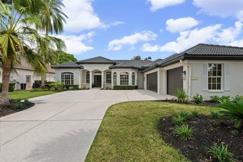 House in University Park, Florida 3 bedrooms, 215.16 sq.m. № 2221447 - photo 29