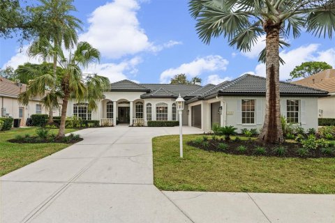 House in University Park, Florida 3 bedrooms, 215.16 sq.m. № 2221447 - photo 30
