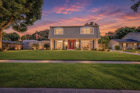 Casa en Winter Springs, Florida 3 dormitorios, 211.07 m2 № 2370694