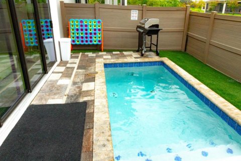 House in Davenport, Florida 4 bedrooms, 169.36 sq.m. № 2108551 - photo 7