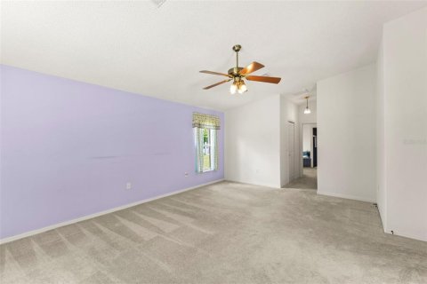 Villa ou maison à vendre à New Port Richey, Floride: 4 chambres, 227.24 m2 № 2138365 - photo 27
