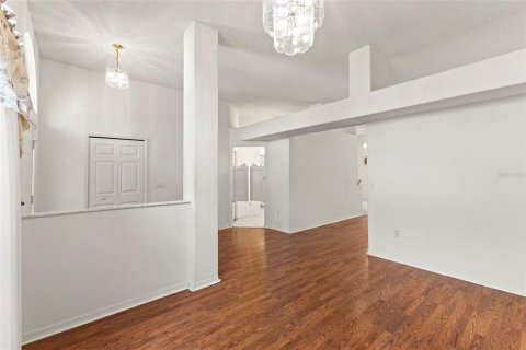 Villa ou maison à vendre à New Port Richey, Floride: 4 chambres, 227.24 m2 № 2138365 - photo 9