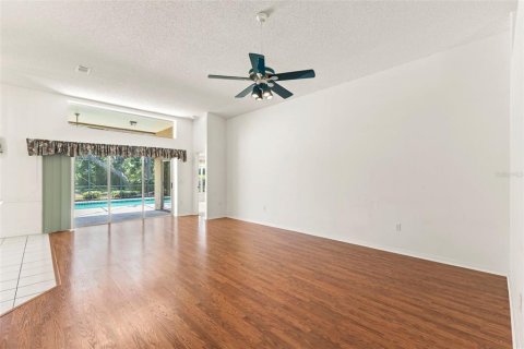 Villa ou maison à vendre à New Port Richey, Floride: 4 chambres, 227.24 m2 № 2138365 - photo 21