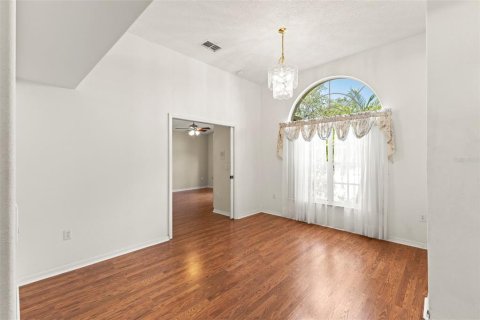 Villa ou maison à vendre à New Port Richey, Floride: 4 chambres, 227.24 m2 № 2138365 - photo 7
