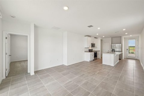 Villa ou maison à vendre à Poinciana, Floride: 3 chambres, 117.89 m2 № 1578238 - photo 7