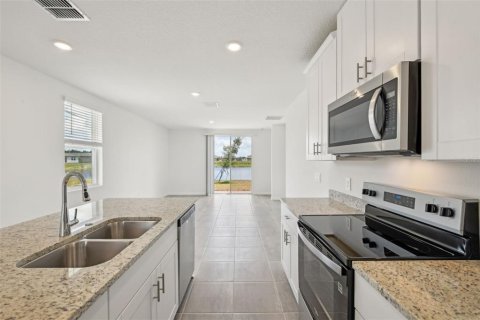 Villa ou maison à vendre à Poinciana, Floride: 3 chambres, 117.89 m2 № 1578238 - photo 9