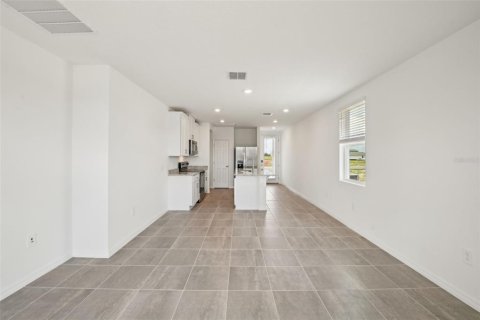 Villa ou maison à vendre à Poinciana, Floride: 3 chambres, 117.89 m2 № 1578238 - photo 8